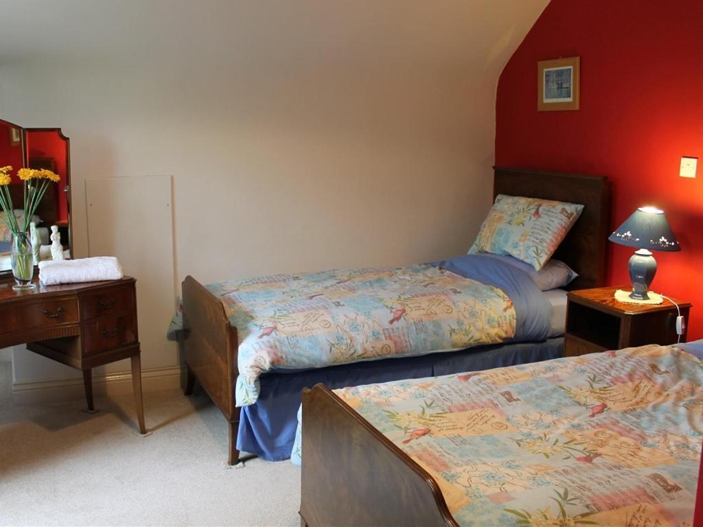 Blossom Hill Bed And Breakfast Killaloe Eksteriør billede